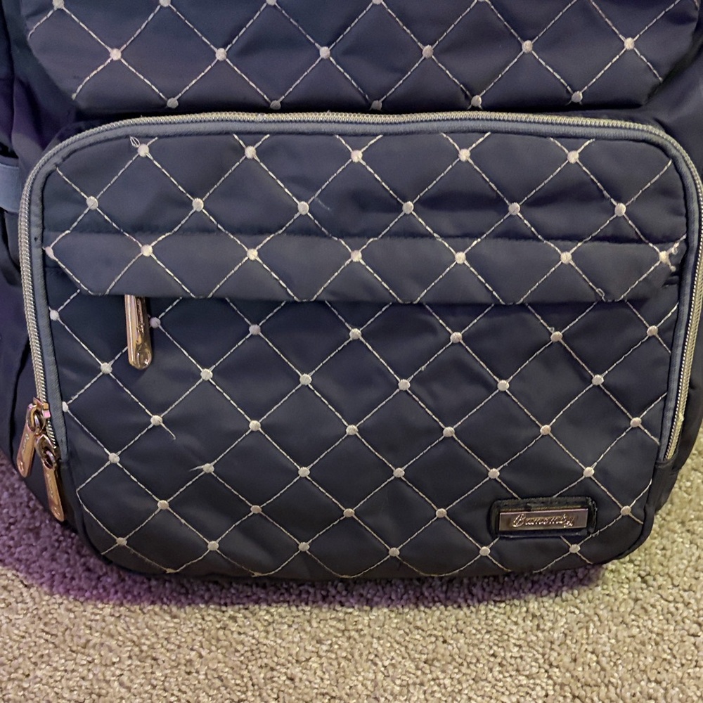 Stylish Grey Backpack - Picture 7 of 9